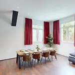 Lägenhet Crown Living Design Loft - Loft Mit Kueche, Bibliothek Und Gartensitzplatz, Grenznah Gelegen Lustenau