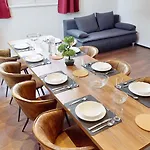 Crown Living Design Loft - Loft Mit Kueche, Bibliothek Und Gartensitzplatz, Grenznah Gelegen * Lustenau