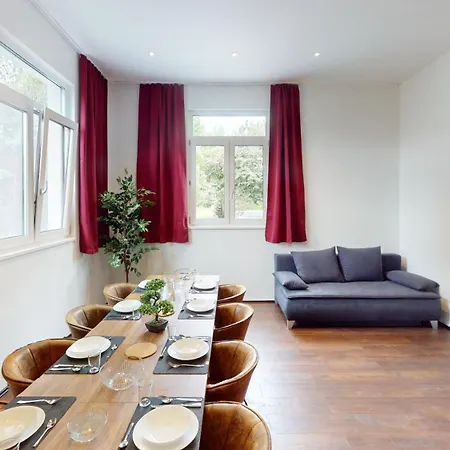 Appartement Crown Living Design Loft, Kueche, Bibliothek, Gartensitzplatz Lustenau