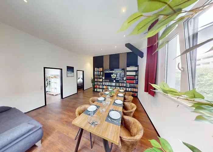 Crown Living Design Loft - Loft Mit Kueche, Bibliothek Und Gartensitzplatz, Grenznah Gelegen Apartament
