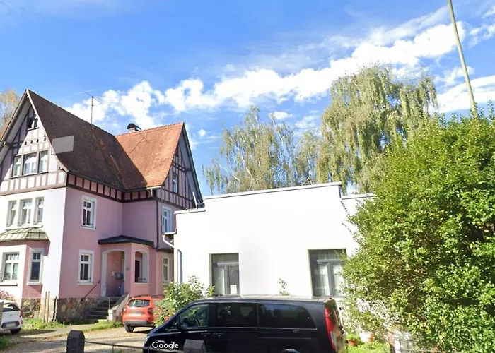 Crown Living Design Loft - Loft Mit Kueche, Bibliothek Und Gartensitzplatz, Grenznah Gelegen * Lustenau